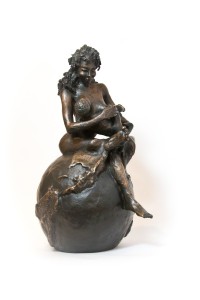 sculpture-bronze-femme-face-details - switch