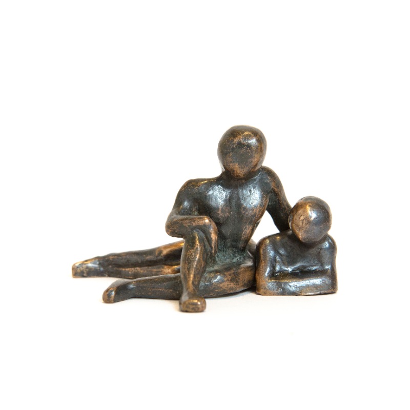 sculpture-bronze-couple-assis-couche-face