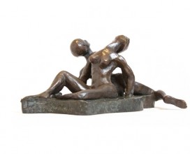 sculpture bronze couple